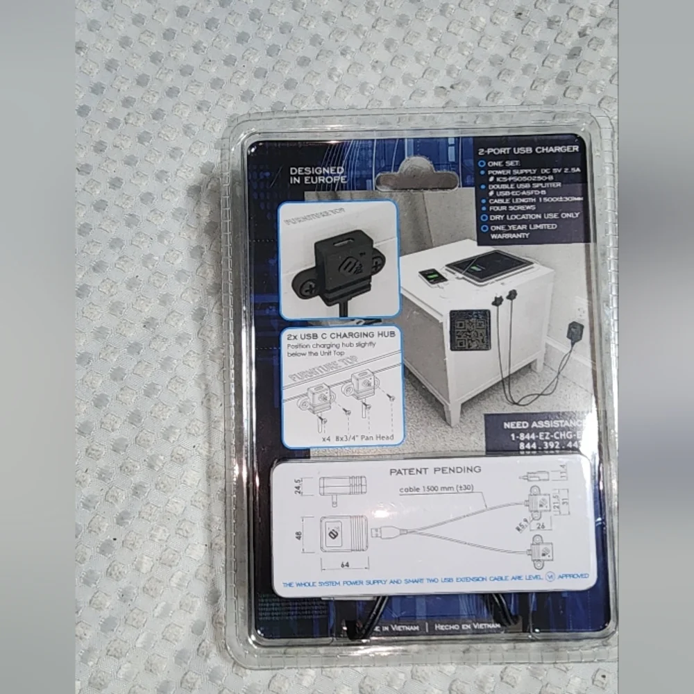 EZ COLLECTION NWOT 2 PORT USB CHARGER
